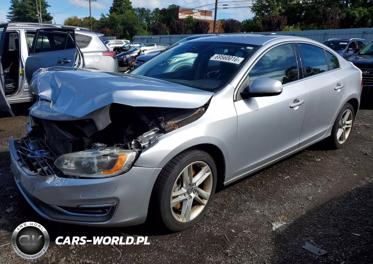 2015 Volvo S60 Platinum – zdjęcie 1 z 12