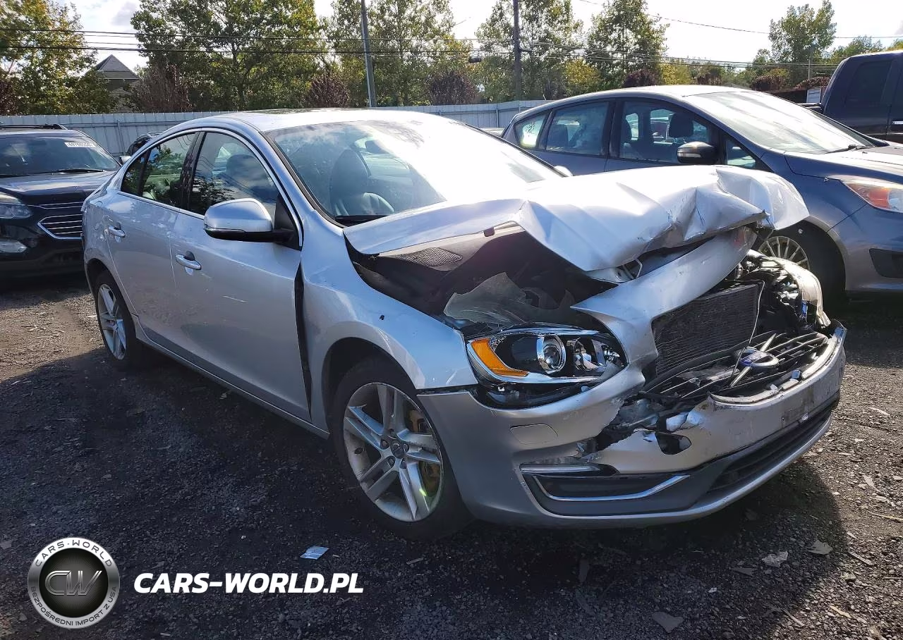 2015 Volvo S60 Platinum VIN:YV1612TM0F1346905 - 4