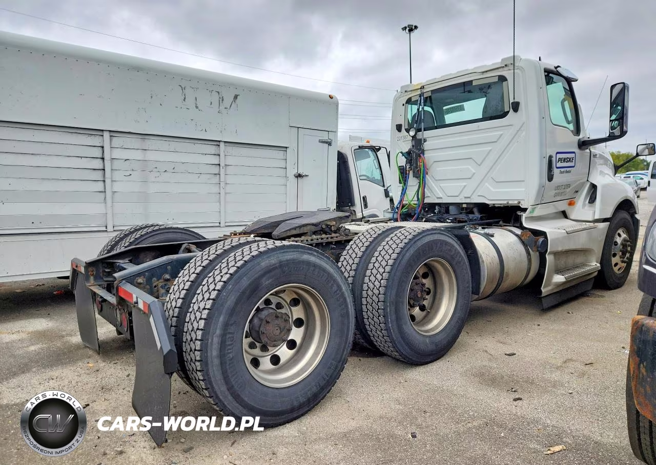 2019 International Lt625 - Semi Truck VIN:3HCDZTZR1KL281888 - 3