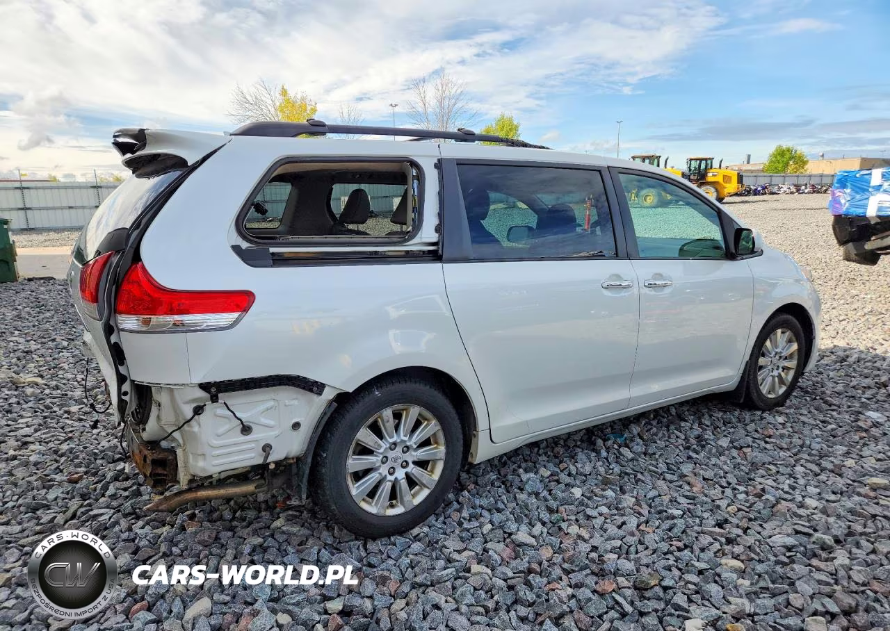 2011 Toyota Sienna Limited 7-Passenger VIN:5TDDK3DC5BS023954 - 3