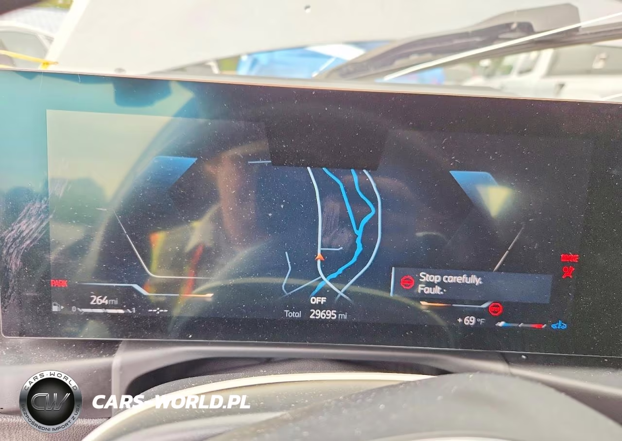 2023 BMW M340Xi VIN:3MW49FF04P8D31243 - 9