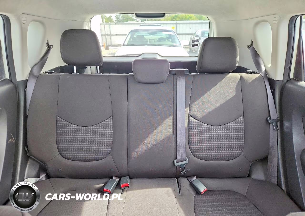 2012 Kia Soul Base VIN:KNDJT2A55C7427719 - 10