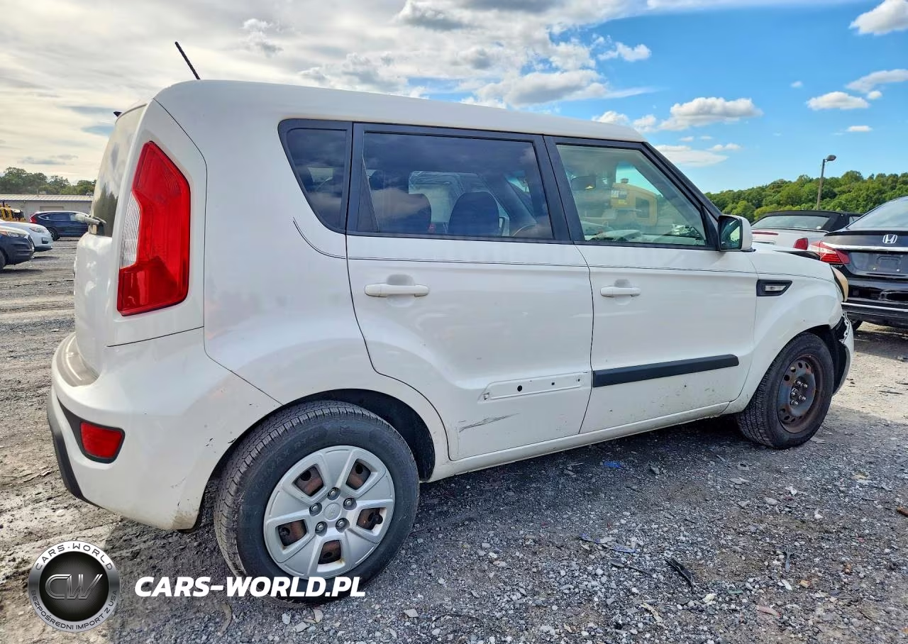 2012 Kia Soul Base VIN:KNDJT2A55C7427719 - 3