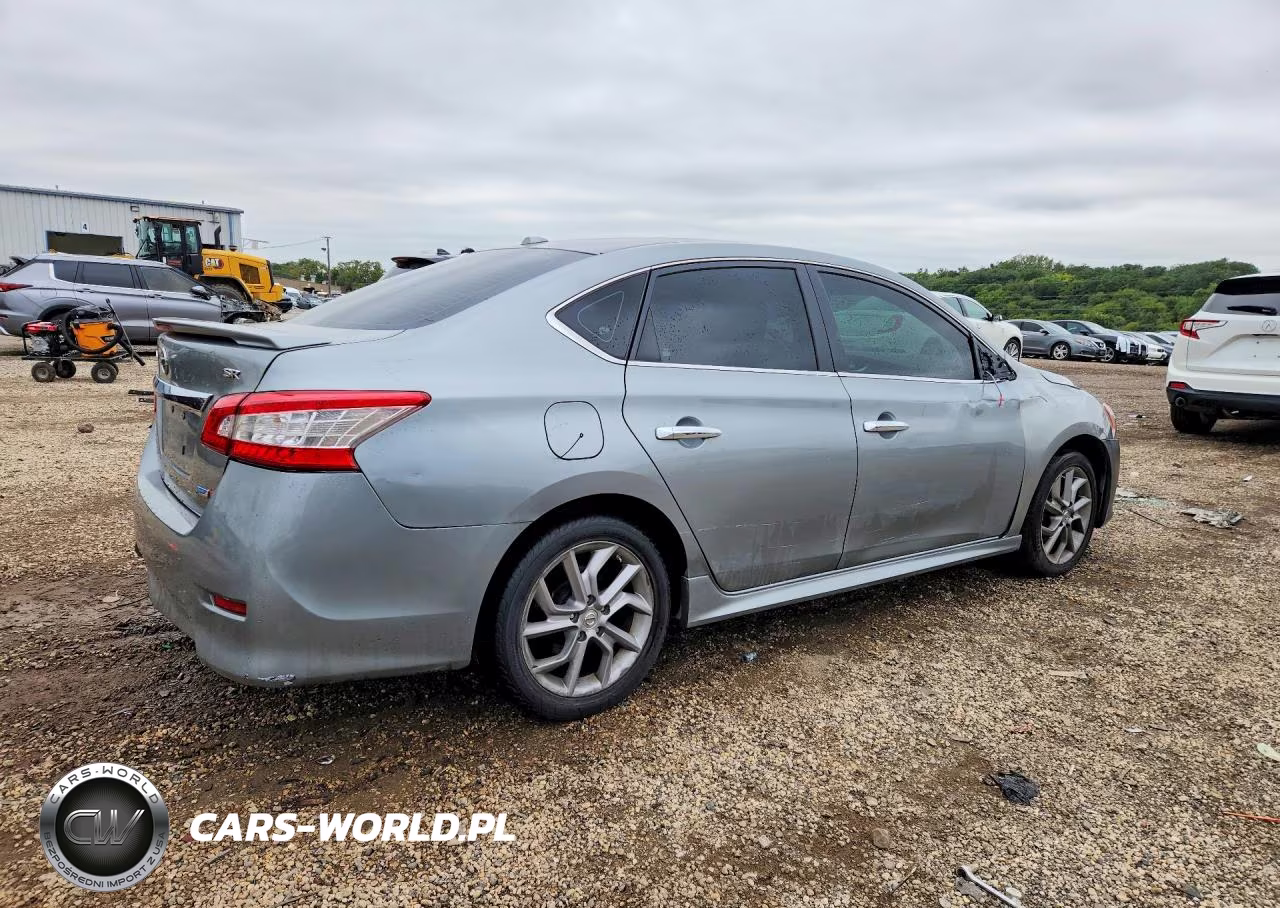 2014 Nissan Sentra Sr VIN:3N1AB7AP4EY308646 - 3