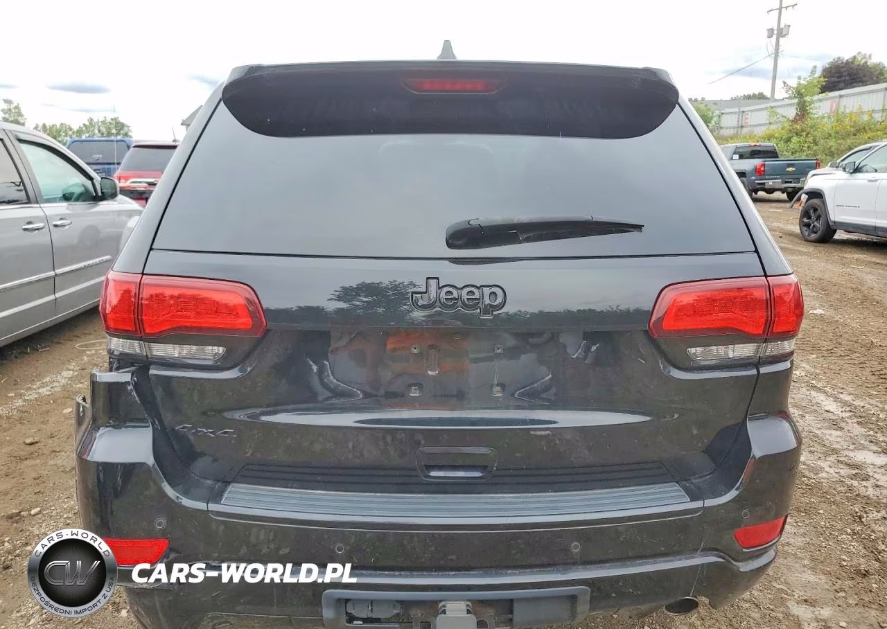 2017 Jeep Grand Cherokee Laredo VIN:1C4RJFAGXHC739079 - 6