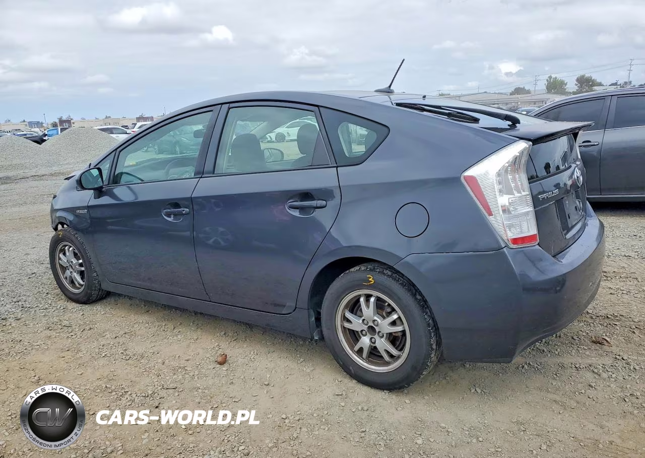 2011 Toyota Prius Three VIN:JTDKN3DU4B0251826 - 2