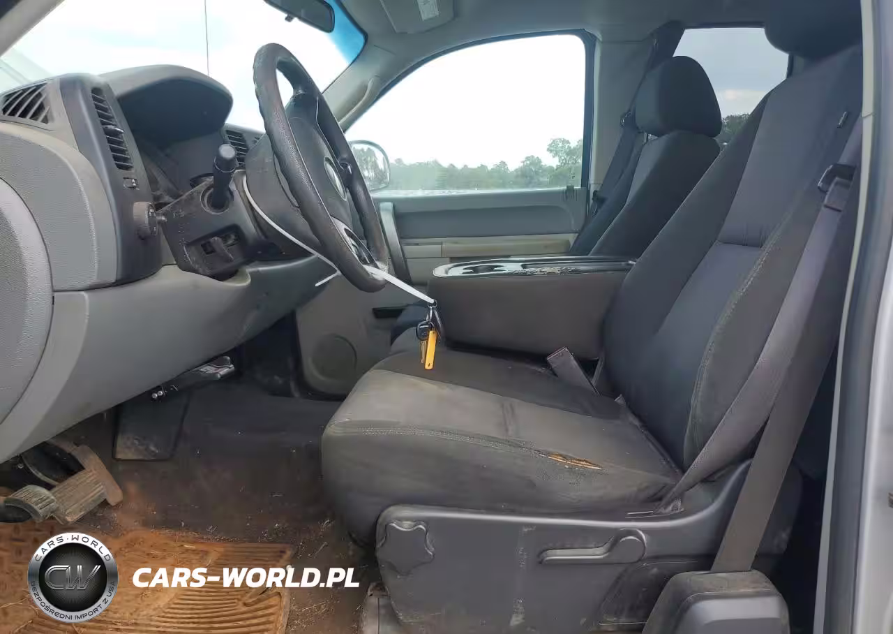 2013 Chevrolet Silverado C1500 VIN:1GCRCPEA2DZ399603 - 7