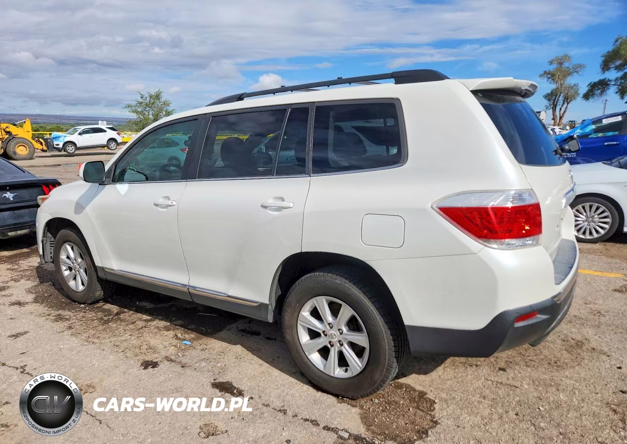 2011 Toyota Highlander Base VIN:5TDZK3EH5BS043749 - 2