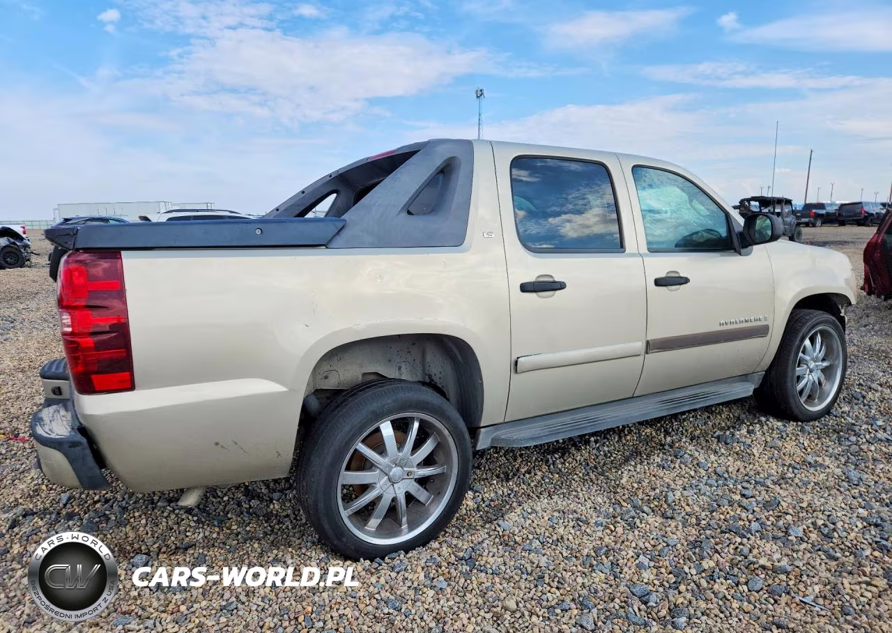 2007 Chevrolet Avalanche C1500 VIN:3GNEC120X7G208285 - 3
