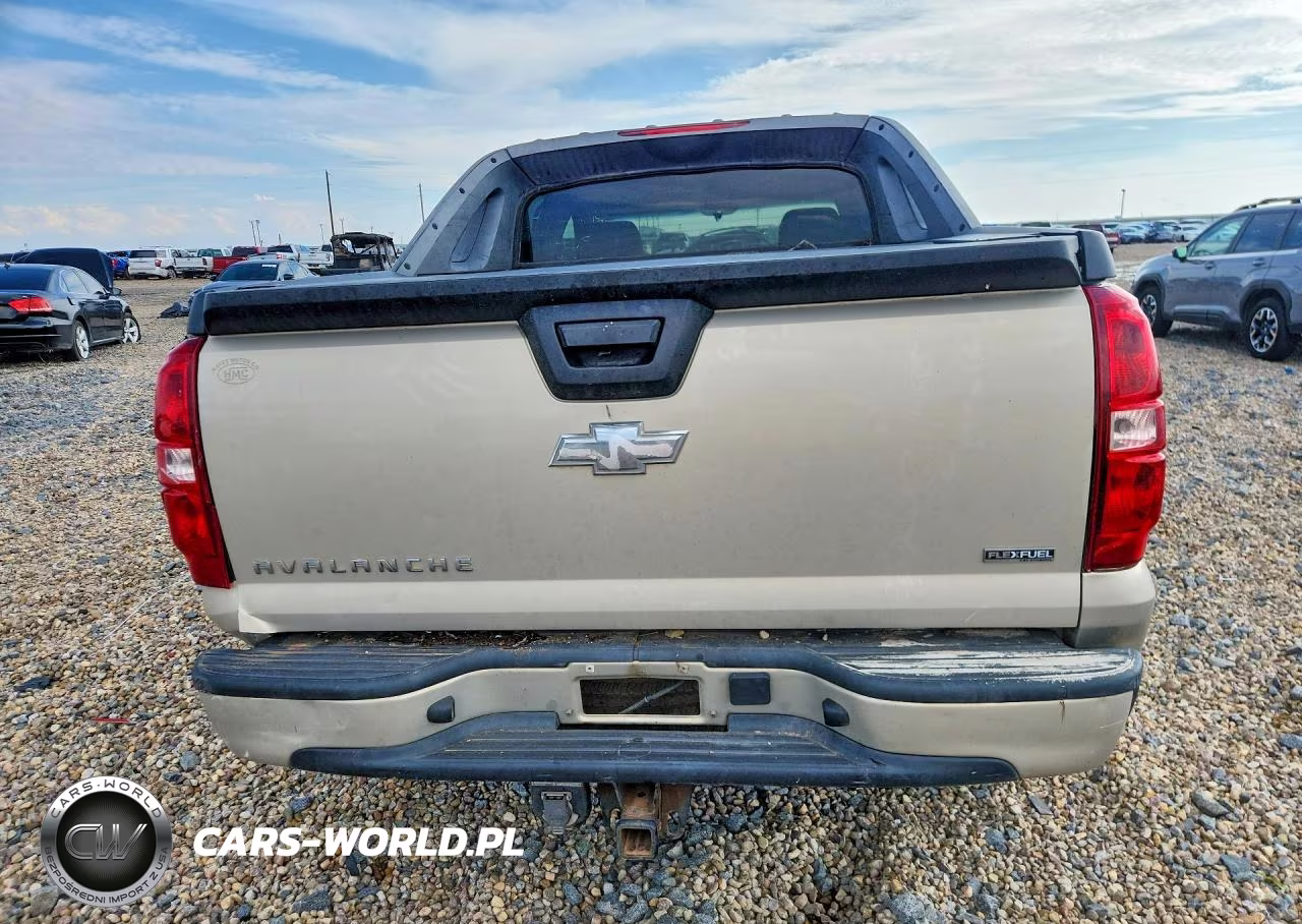 2007 Chevrolet Avalanche C1500 VIN:3GNEC120X7G208285 - 6