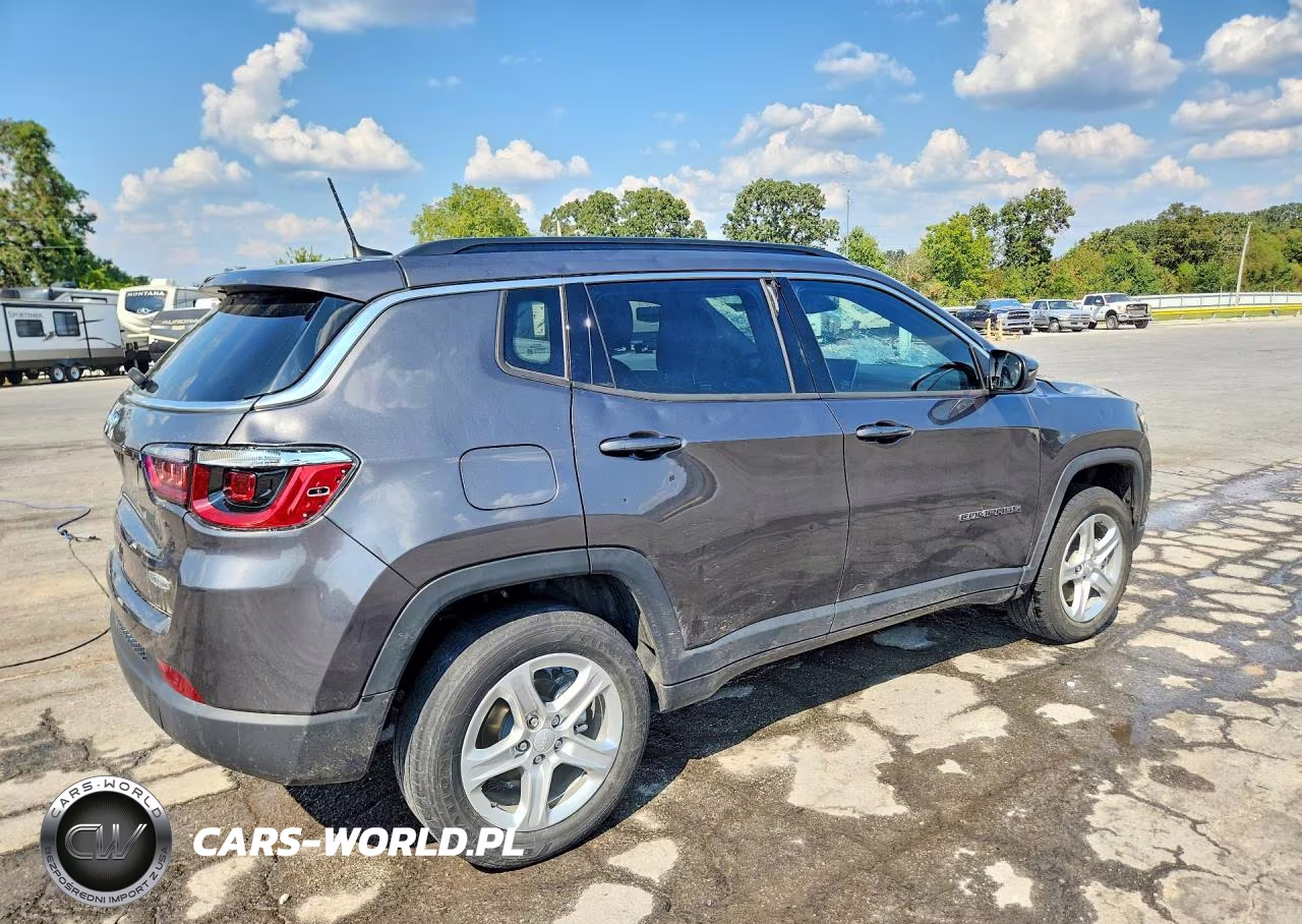 2023 Jeep Compass Latitude VIN:3C4NJDBN9PT533478 - 3