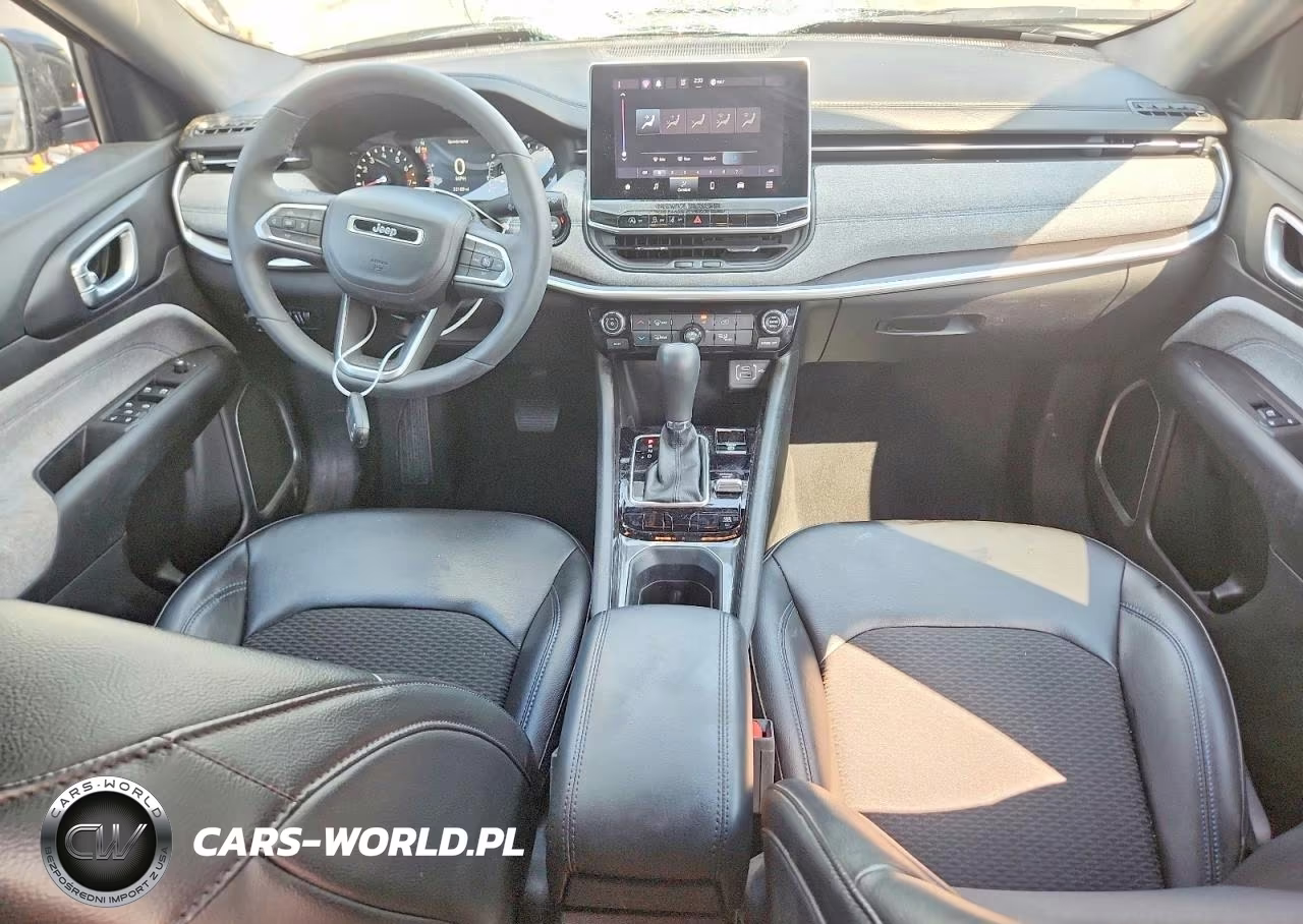 2023 Jeep Compass Latitude VIN:3C4NJDBN9PT533478 - 8