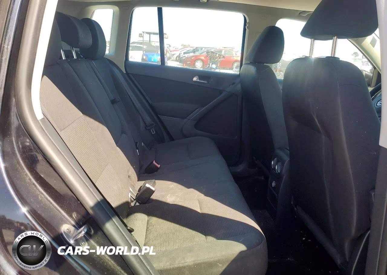 2013 Volkswagen Tiguan S VIN:WVGAV7AX5DW537567 - 11