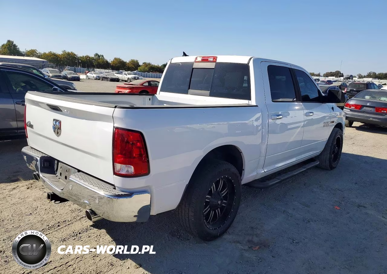 2015 Ram 1500 Slt VIN:1C6RR6LM7FS529982 - 3