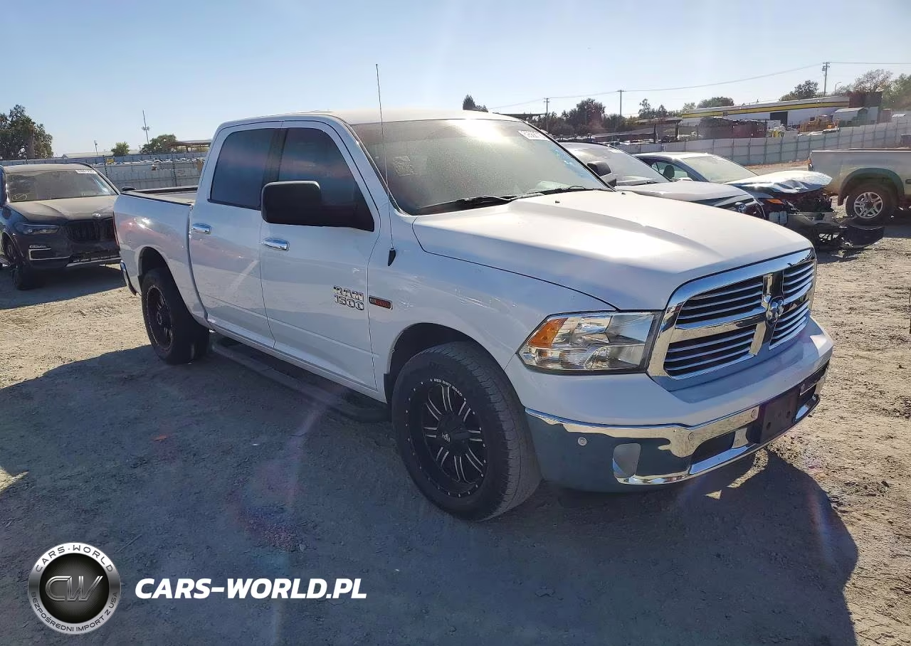 2015 Ram 1500 Slt VIN:1C6RR6LM7FS529982 - 4