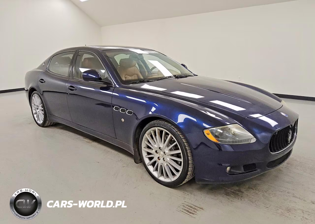 2012 Maserati Quattroporte S VIN:ZAM39JKAXC0062357 - 4