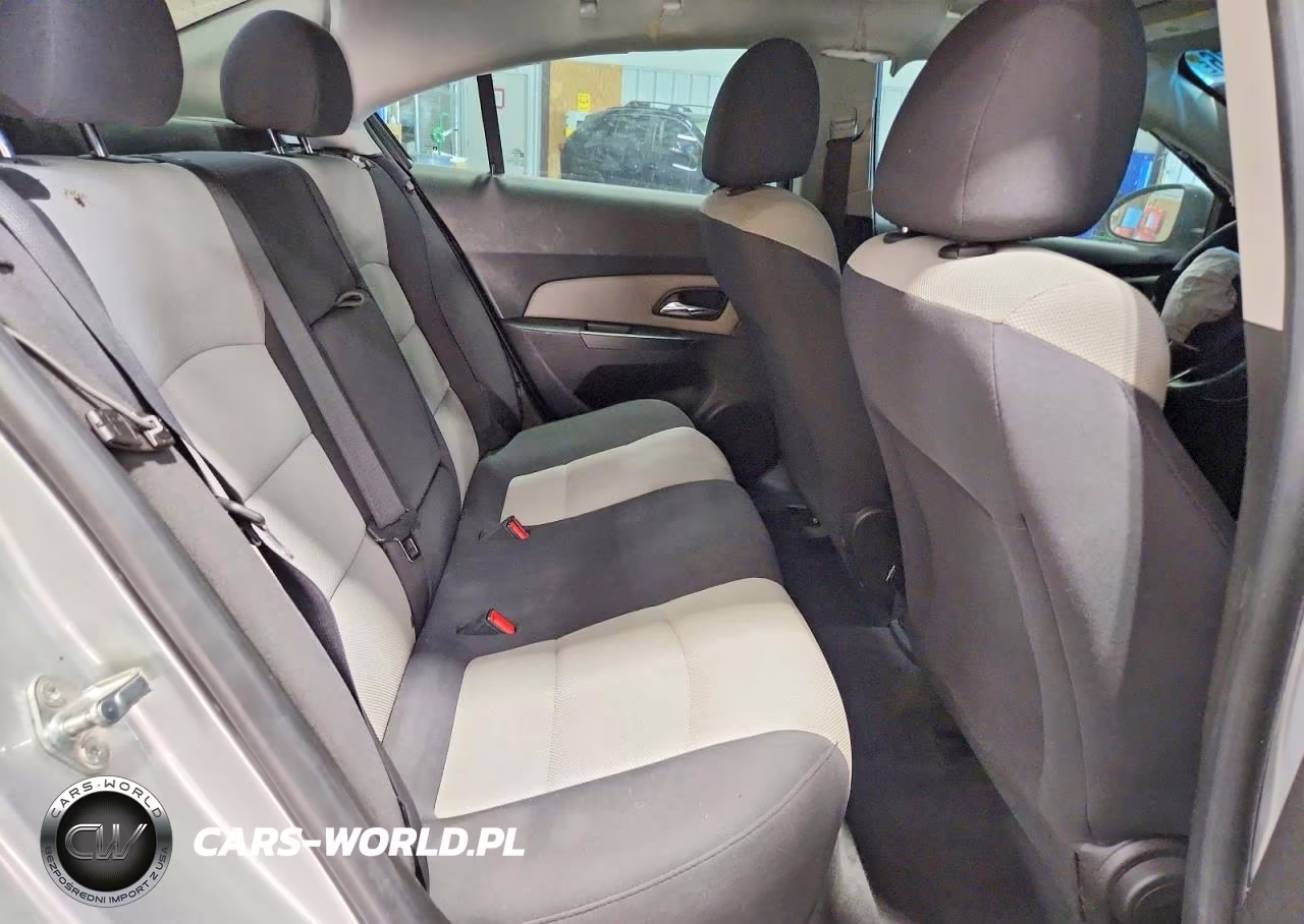 2014 Chevrolet Cruze Ls VIN:1G1PA5SGXE7145539 - 10