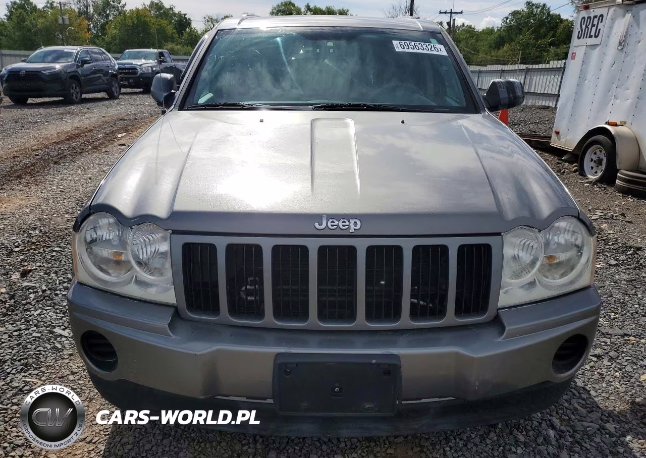 2007 Jeep Grand Cherokee Laredo VIN:1J8GR48K47C681623 - 5