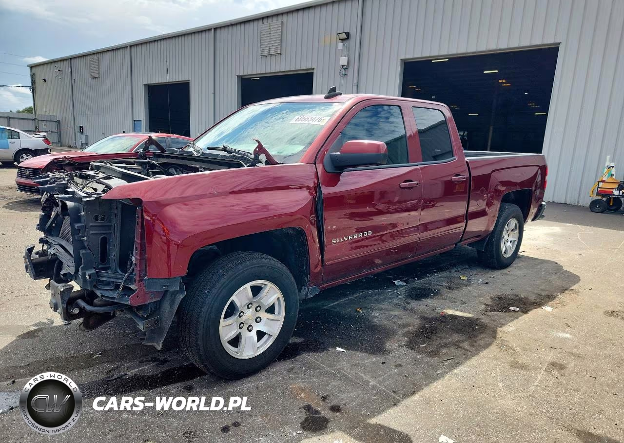 2017 Chevrolet Silverado C1500 Lt VIN:1GCRCREC1HZ162877 - 1