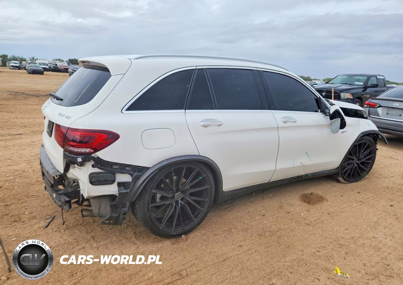 2022 Mercedes-Benz Glc 43 4Matic Amg VIN:W1N0G6EB0NG076365 - 3