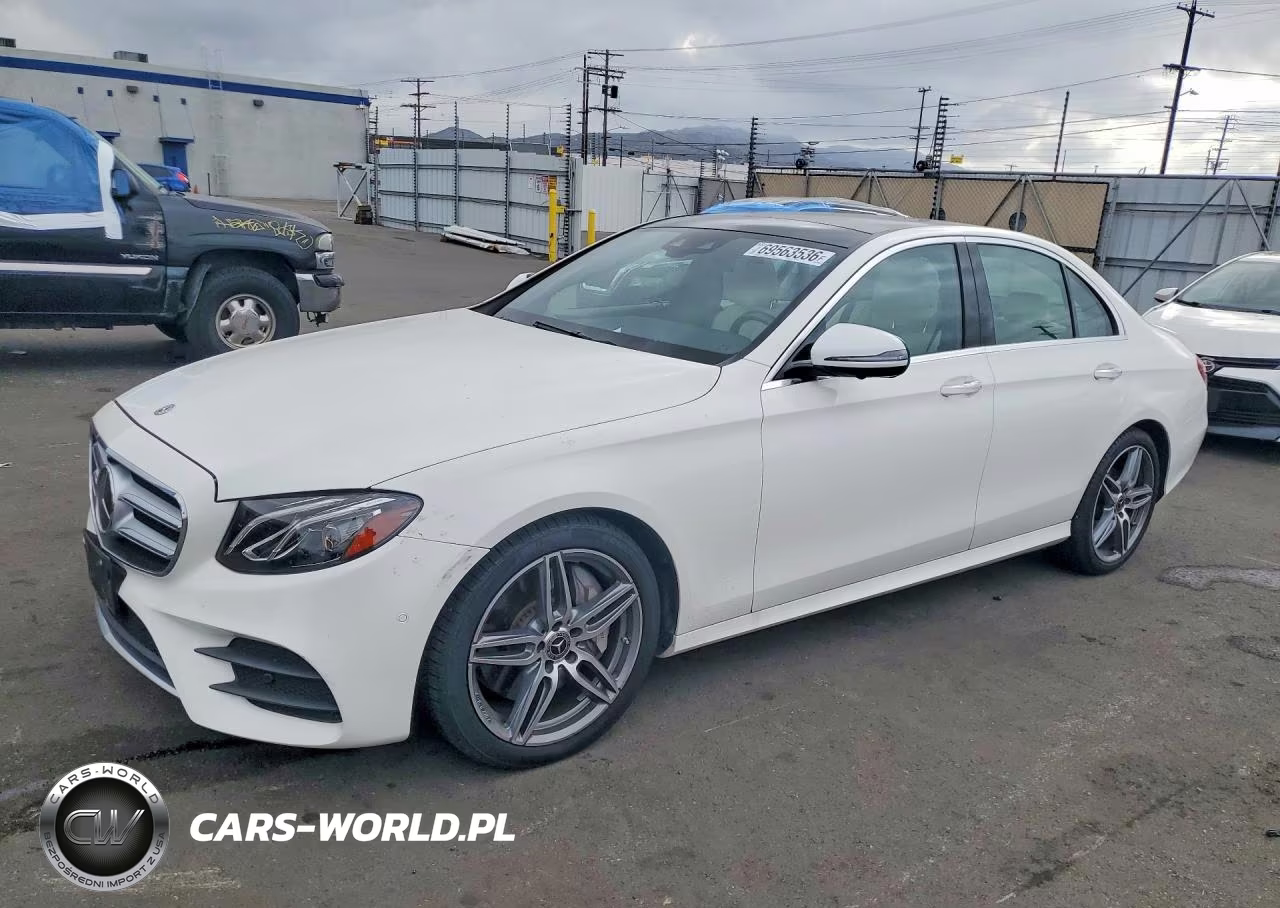 2019 Mercedes-Benz E 300