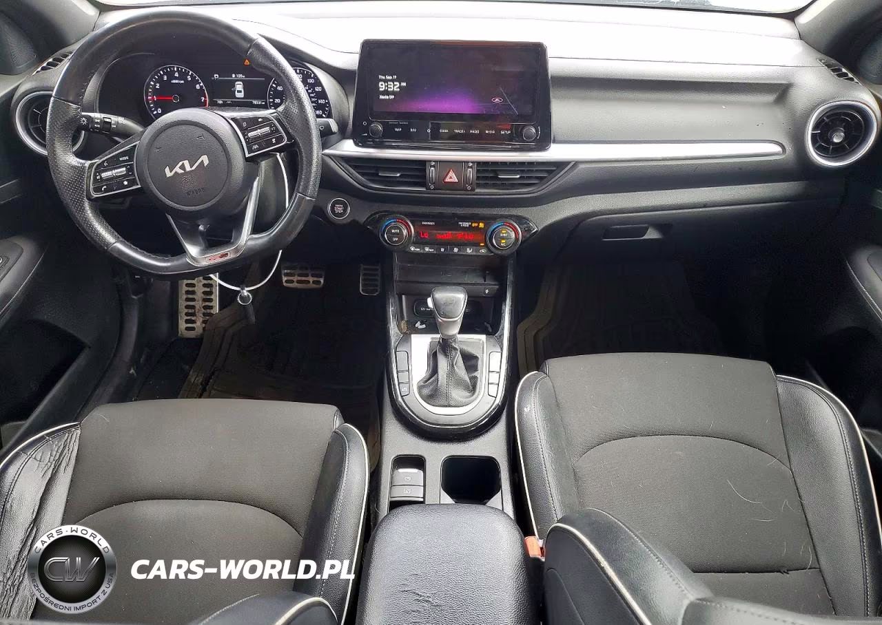 2023 Kia Forte Gt Line VIN:3KPF54AD6PE568498 - 8