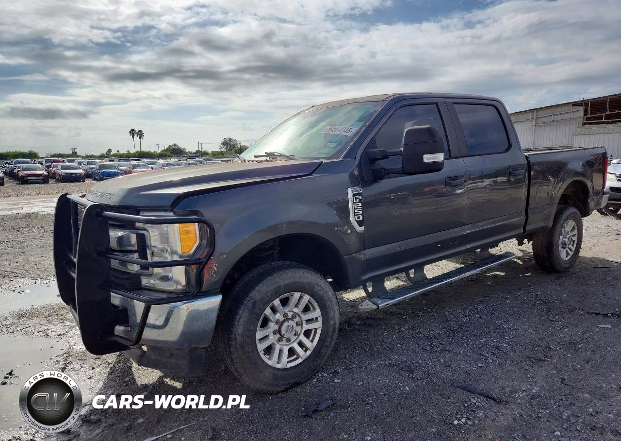 2017 Ford F250 Super Duty VIN:1FT7W2B65HEF34247 - 1