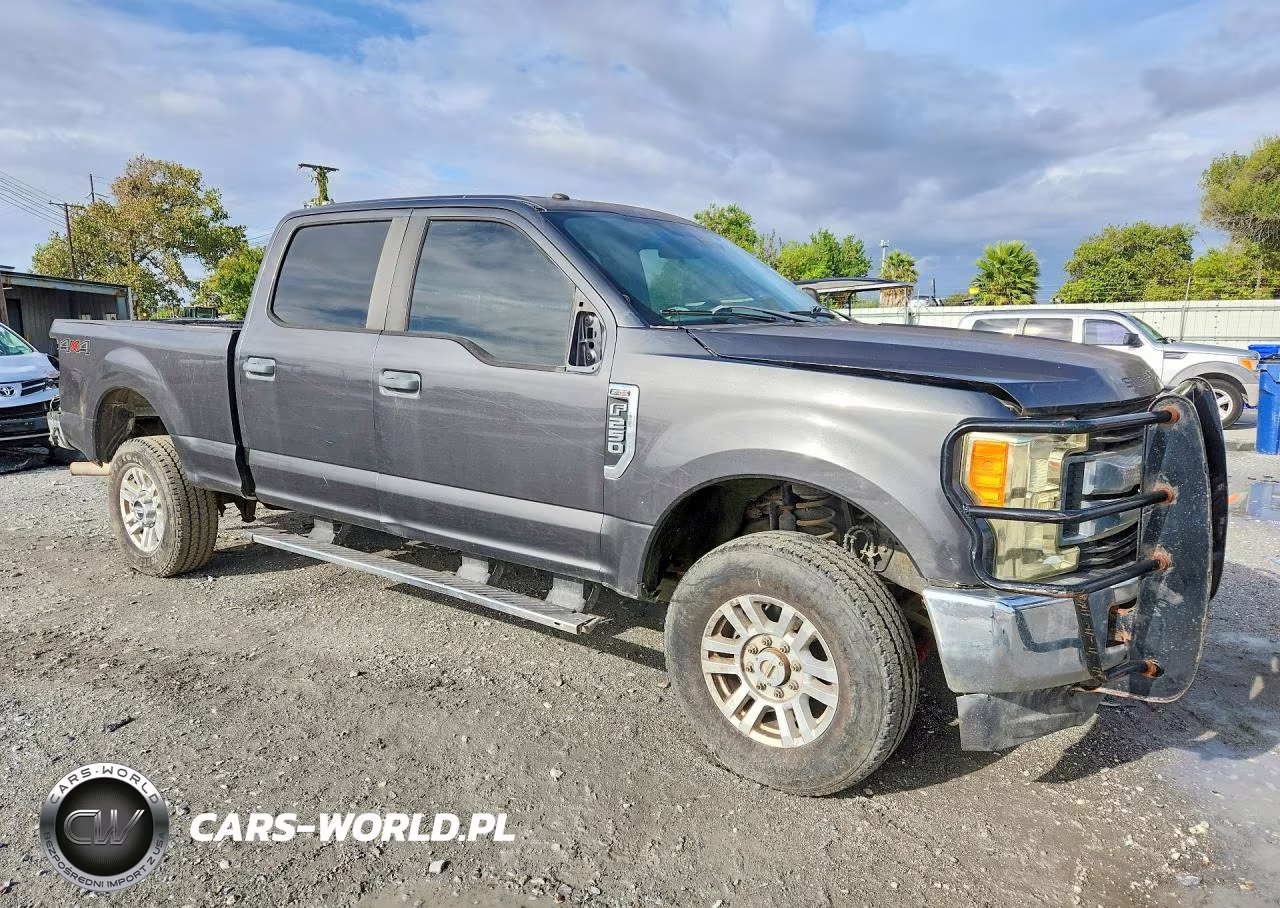 2017 Ford F250 Super Duty VIN:1FT7W2B65HEF34247 - 4