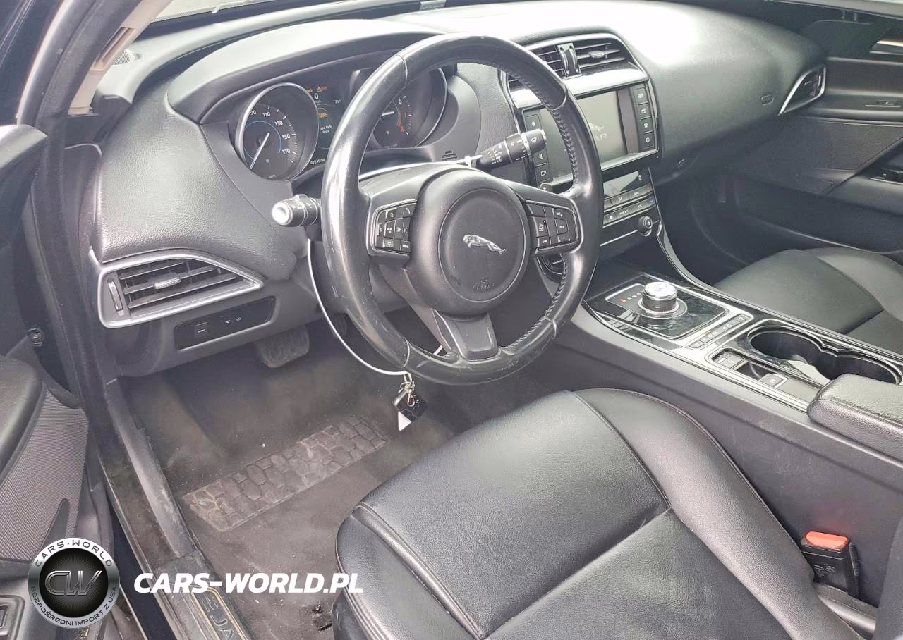 2017 Jaguar Xe VIN:SAJAR4BG0HA967498 - 8