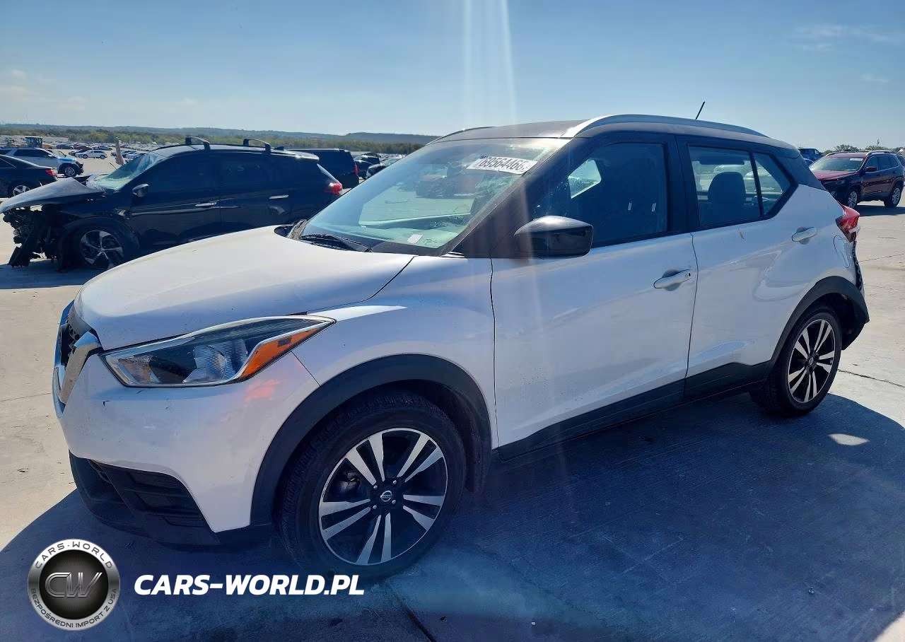 2019 Nissan Kicks Sv VIN:3N1CP5CU0KL565362 - 1