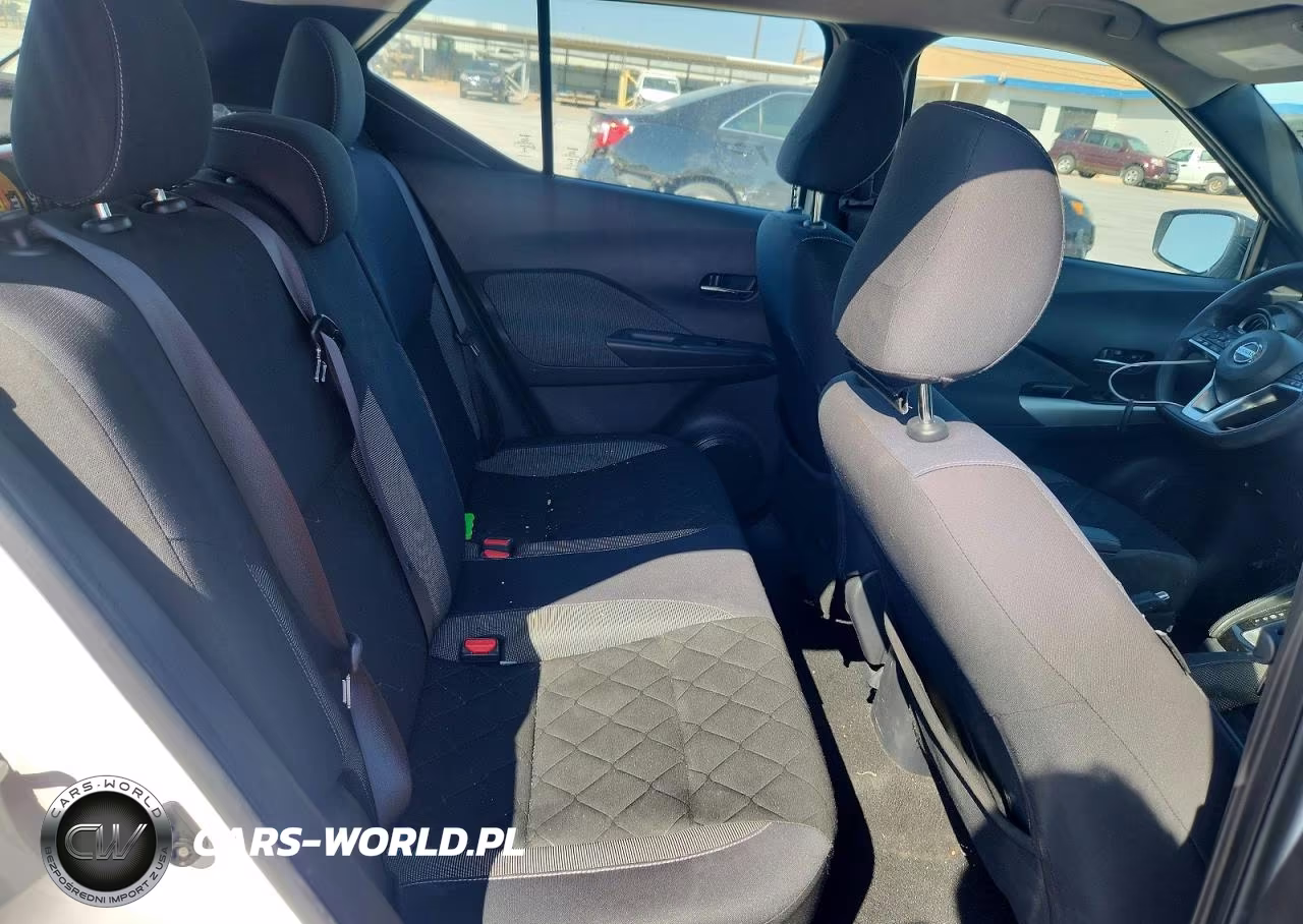 2019 Nissan Kicks Sv VIN:3N1CP5CU0KL565362 - 11
