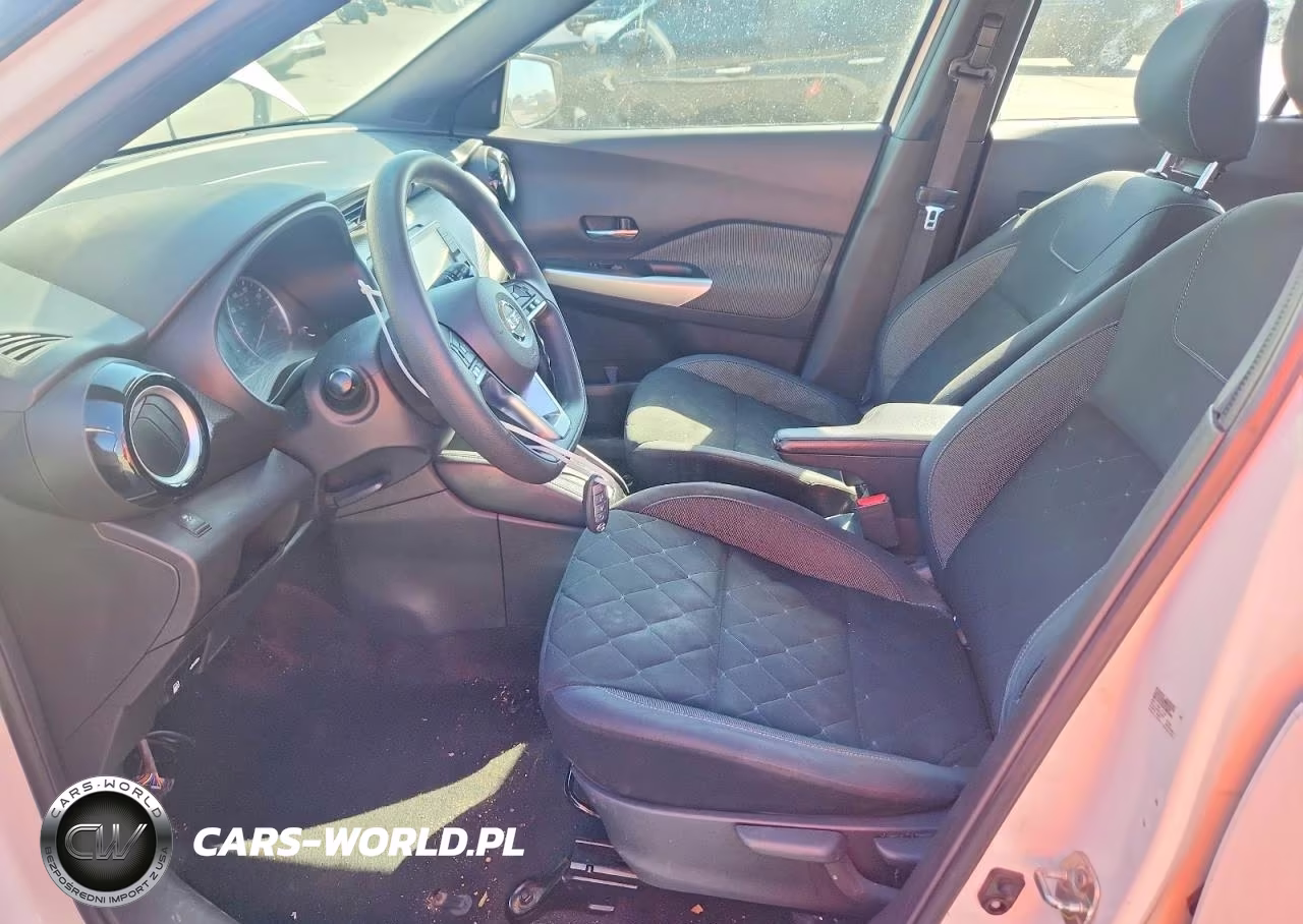 2019 Nissan Kicks Sv VIN:3N1CP5CU0KL565362 - 7