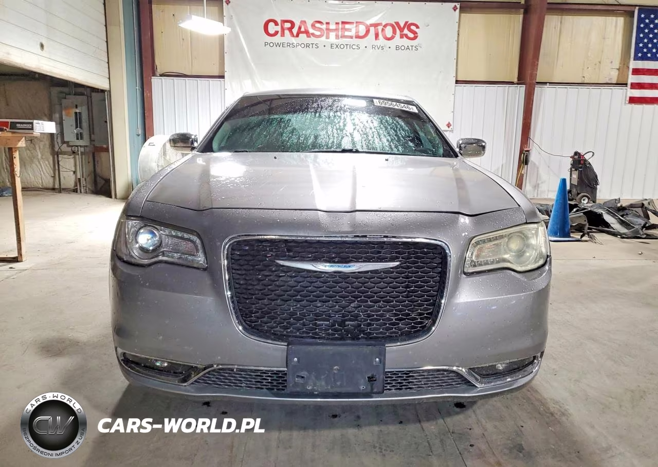 2016 Chrysler 300C VIN:2C3CCAKG4GH239002 - 5