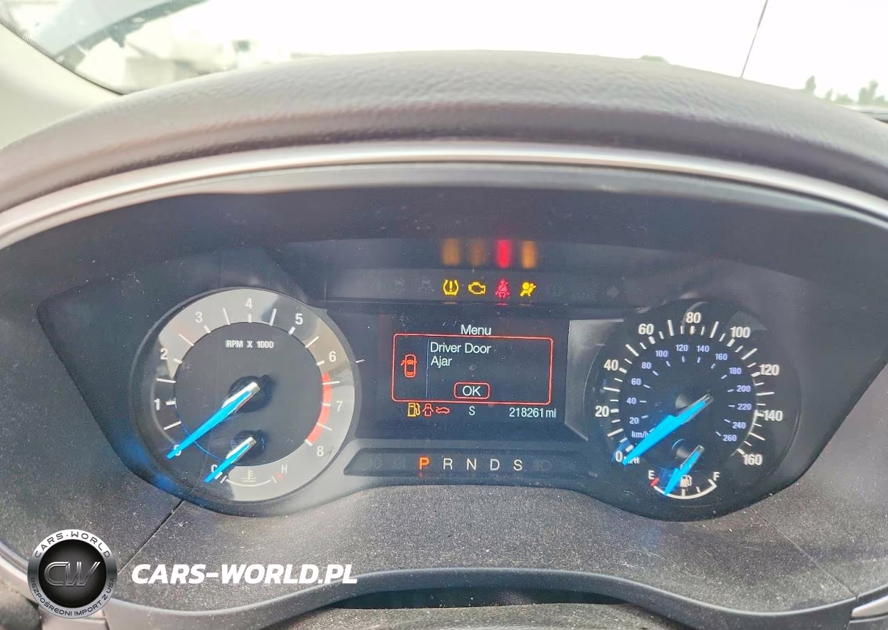 2015 Ford Fusion Se VIN:1FA6P0HD0F5129841 - 9