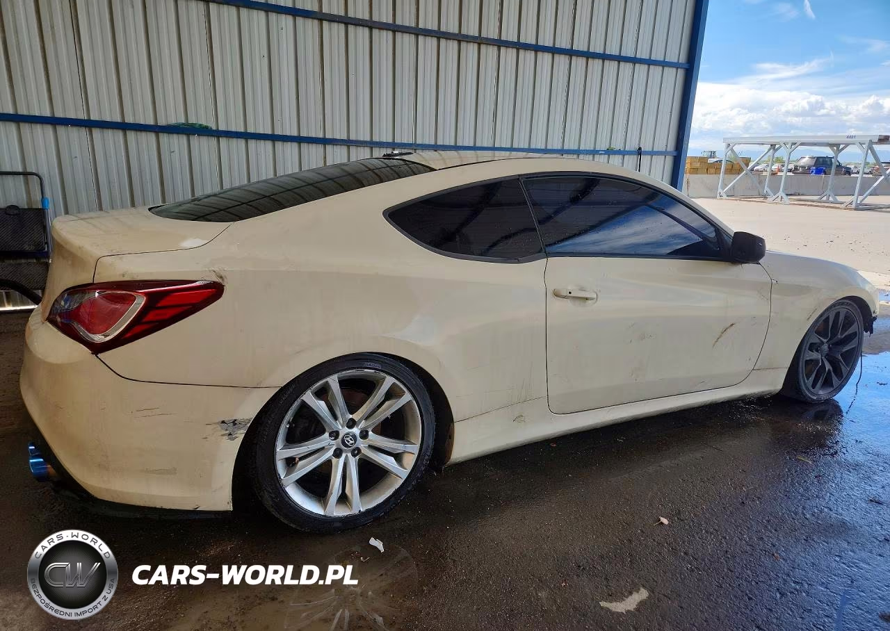2014 Hyundai Genesis Coupe 2.0T VIN:KMHHT6KD4EU118769 - 3