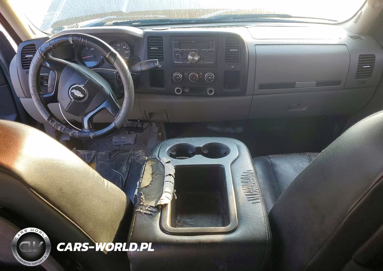 2008 Chevrolet Silverado C1500 VIN:3GCEC13C78G141860 - 8