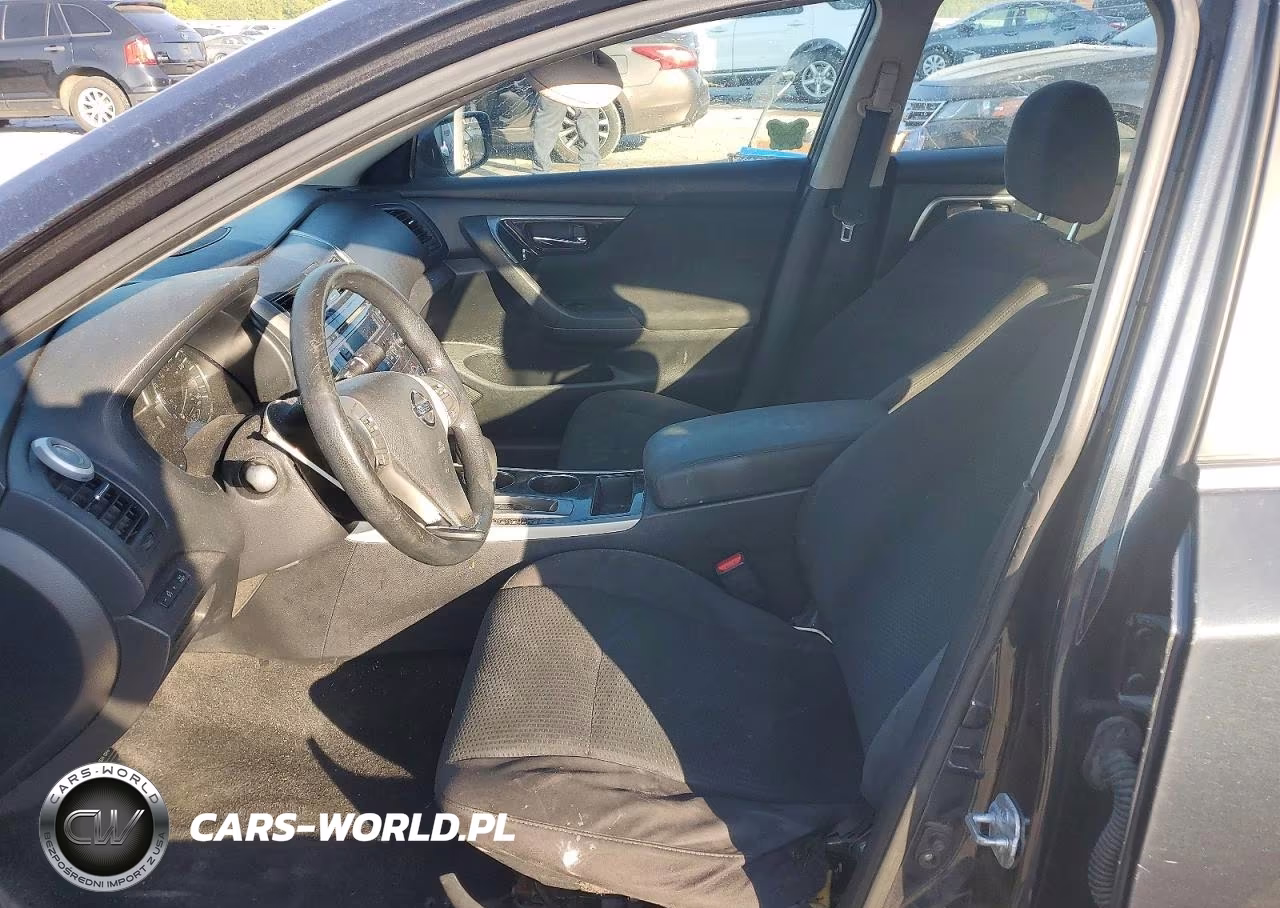 2014 Nissan Altima 2.5 S VIN:1N4AL3AP8EN382285 - 7