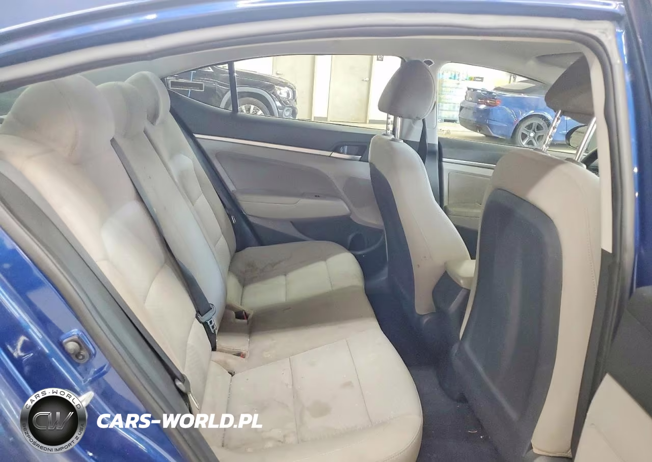 2019 Hyundai Elantra Sel VIN:5NPD84LF4KH413739 - 10