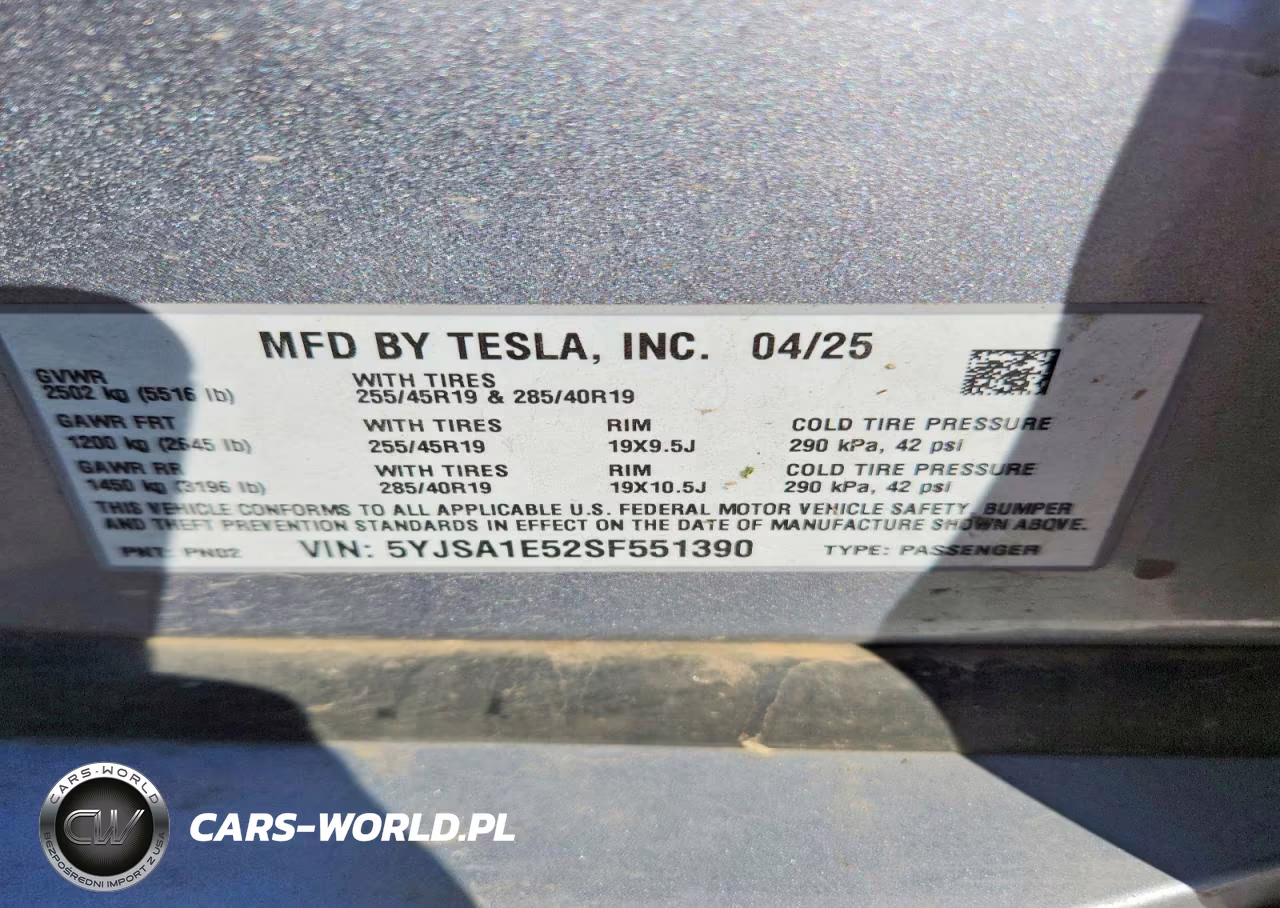 2025 Tesla Model S VIN:5YJSA1E52SF551390 - 12