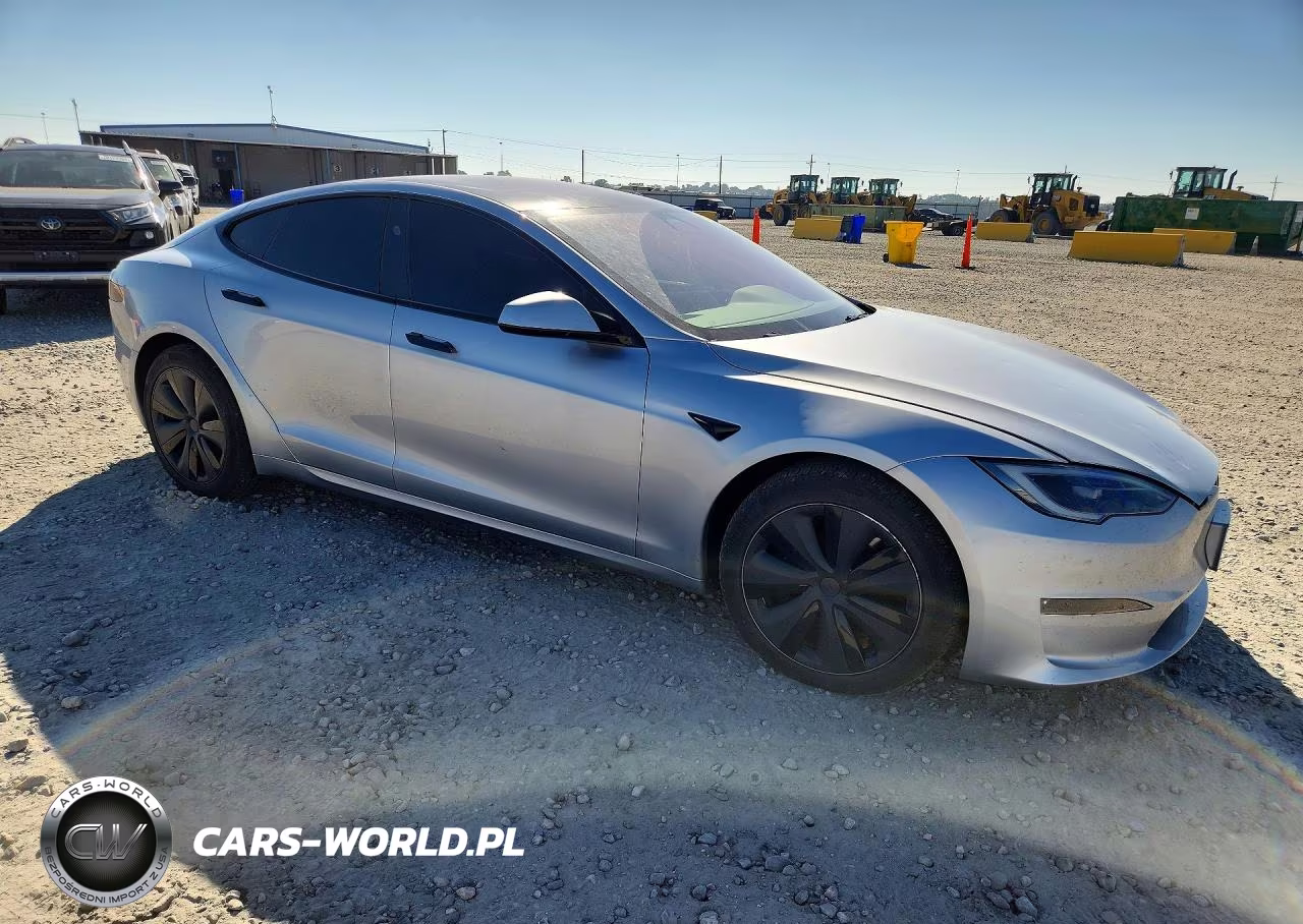 2025 Tesla Model S VIN:5YJSA1E52SF551390 - 4