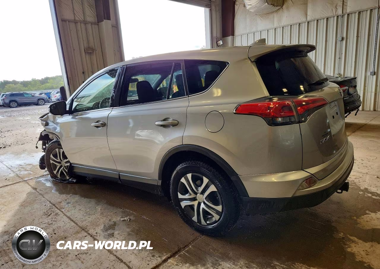 2018 Toyota Rav4 Le VIN:JTMBFREV6JJ197025 - 2