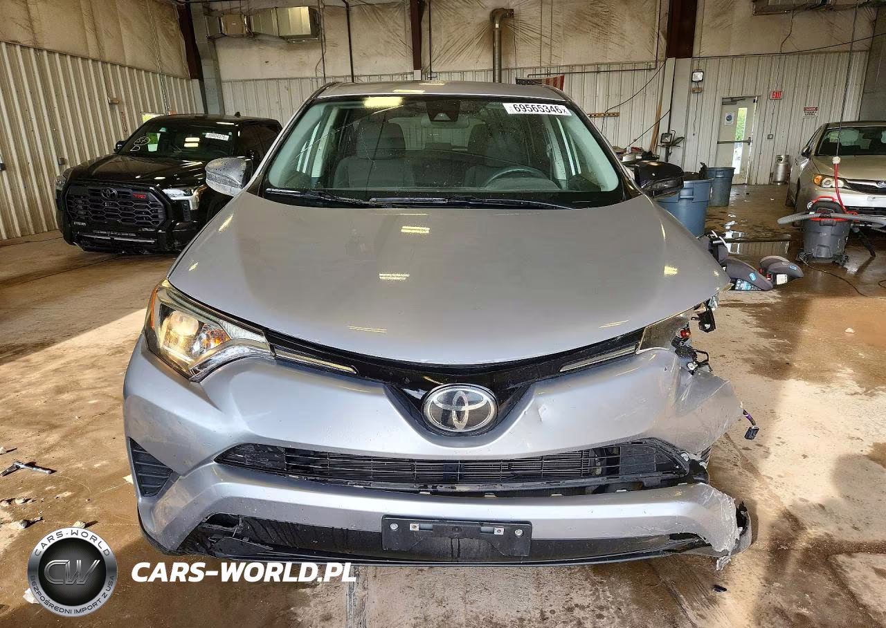 2018 Toyota Rav4 Le VIN:JTMBFREV6JJ197025 - 5