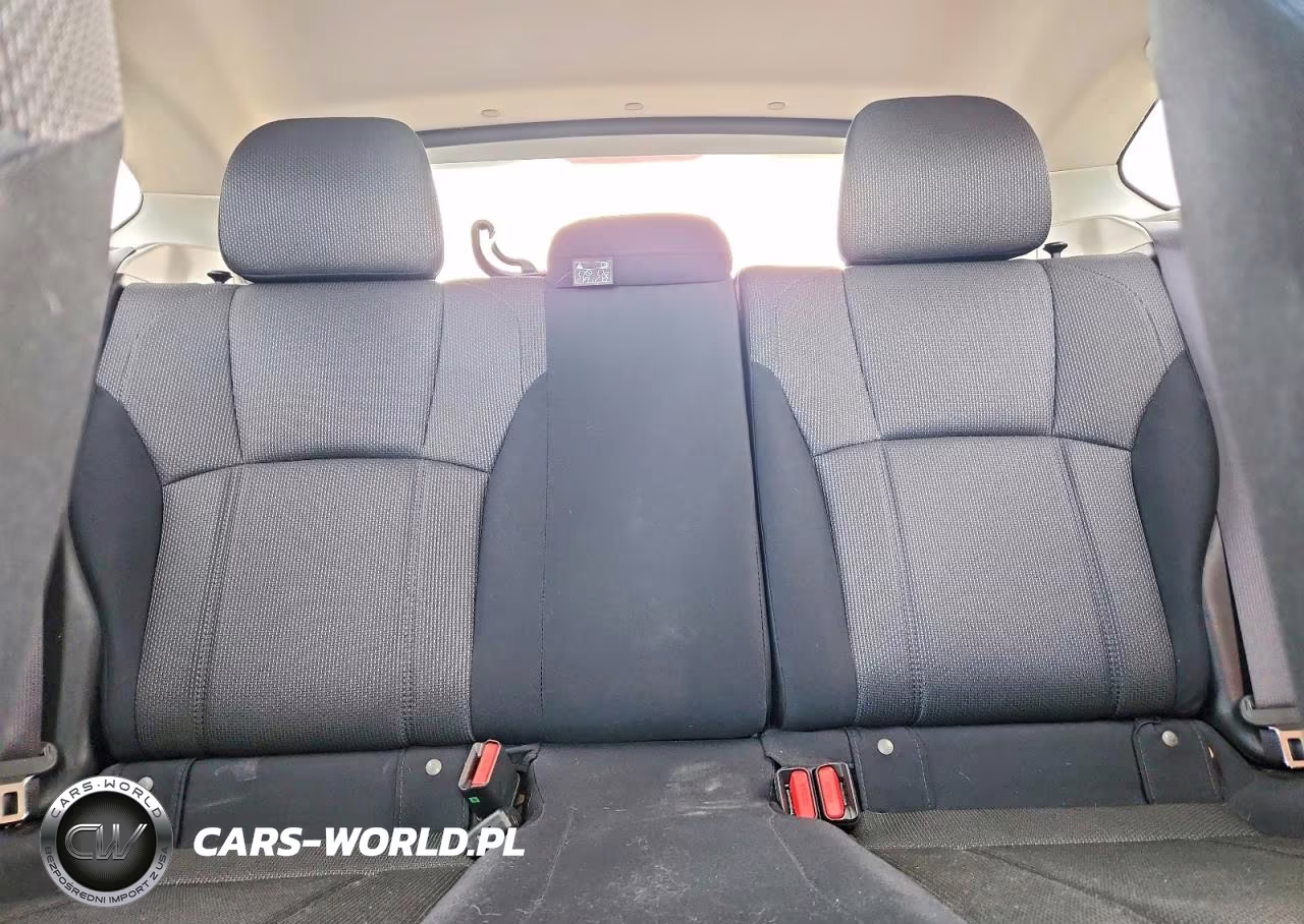 2018 Subaru Crosstrek VIN:JF2GTAAC7JH322336 - 10