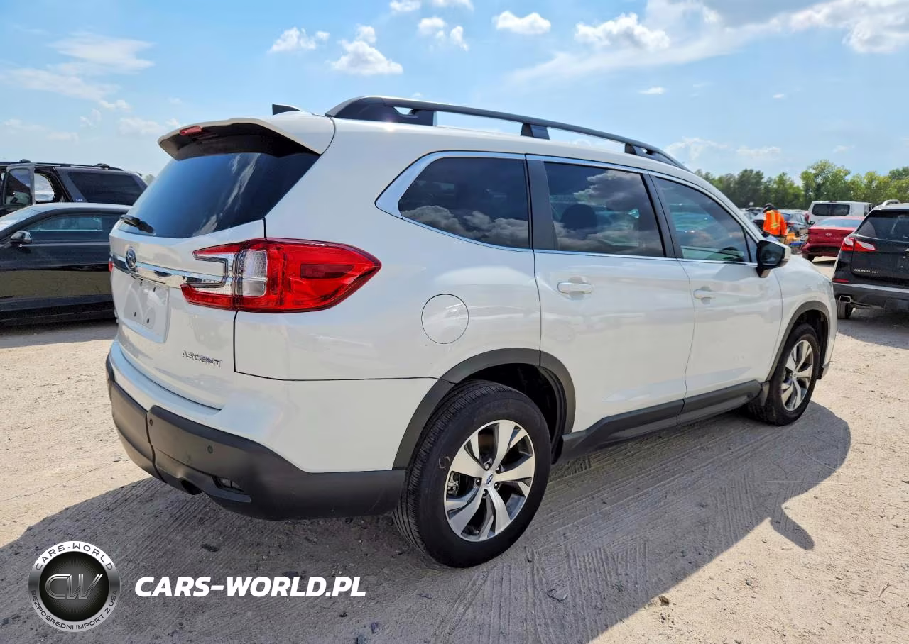 2025 Subaru Ascent Premium VIN:4S4WMADD8S3417140 - 3