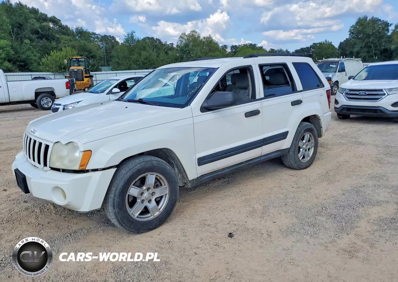2005 Jeep Grand Cherokee Laredo VIN:1J4GR48K25C521464 - 1