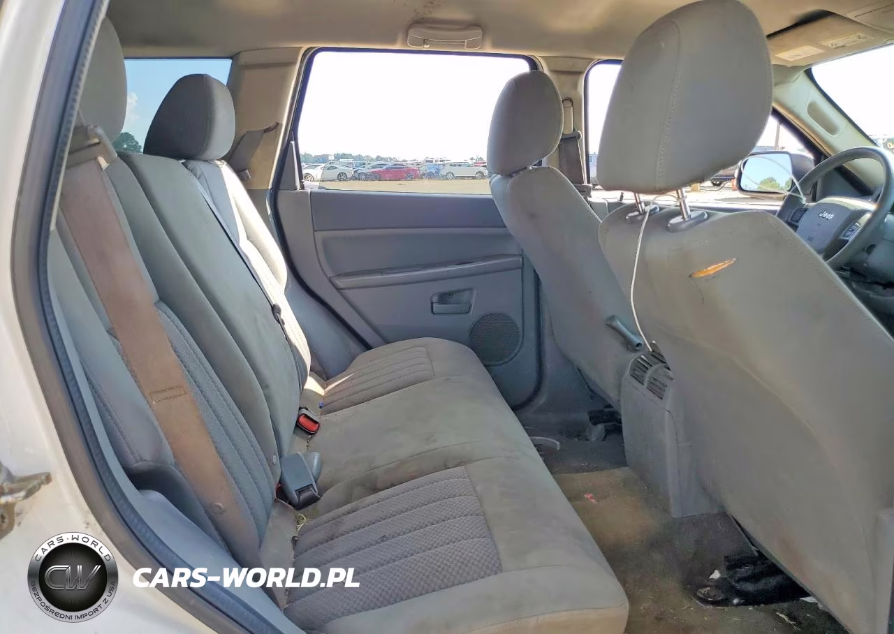 2005 Jeep Grand Cherokee Laredo VIN:1J4GR48K25C521464 - 10