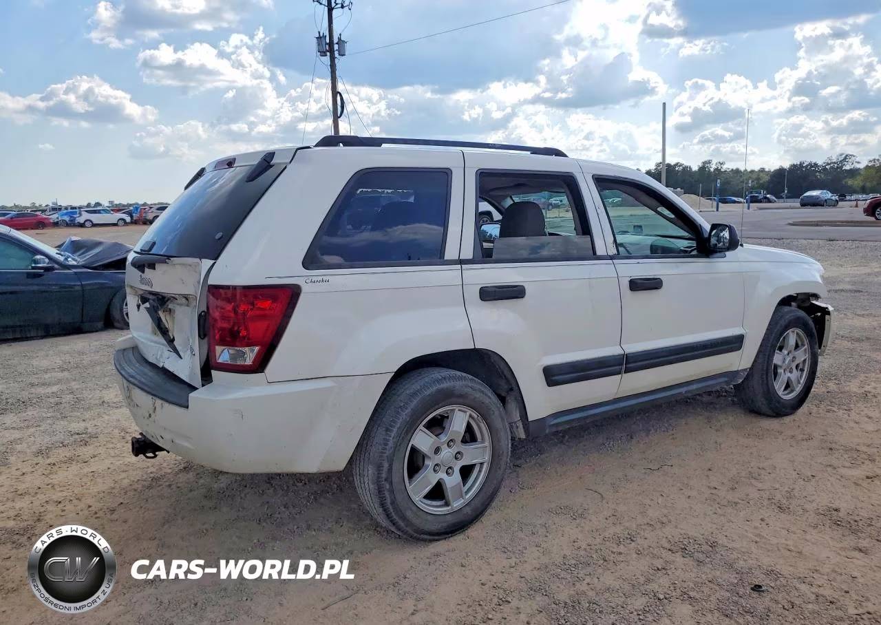 2005 Jeep Grand Cherokee Laredo VIN:1J4GR48K25C521464 - 3