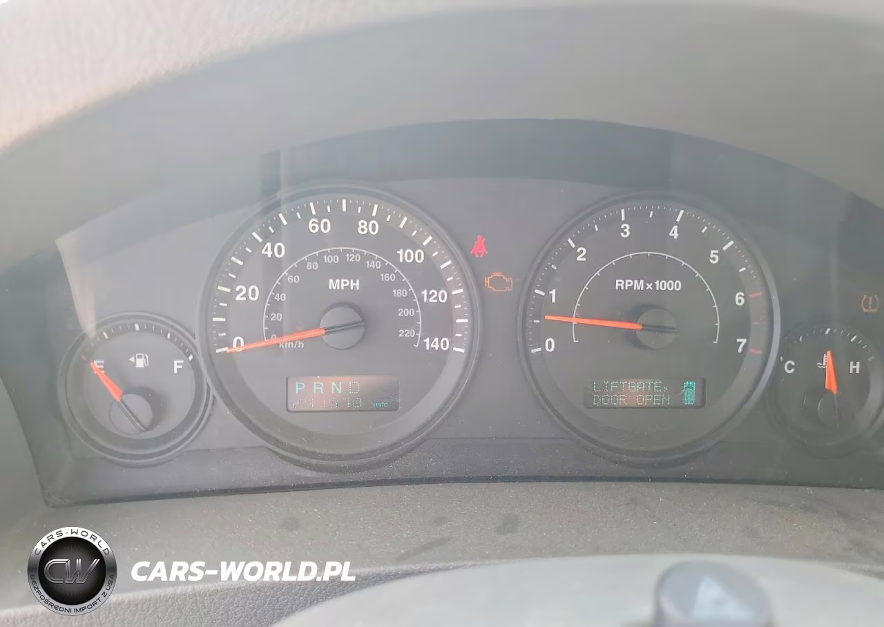 2005 Jeep Grand Cherokee Laredo VIN:1J4GR48K25C521464 - 9