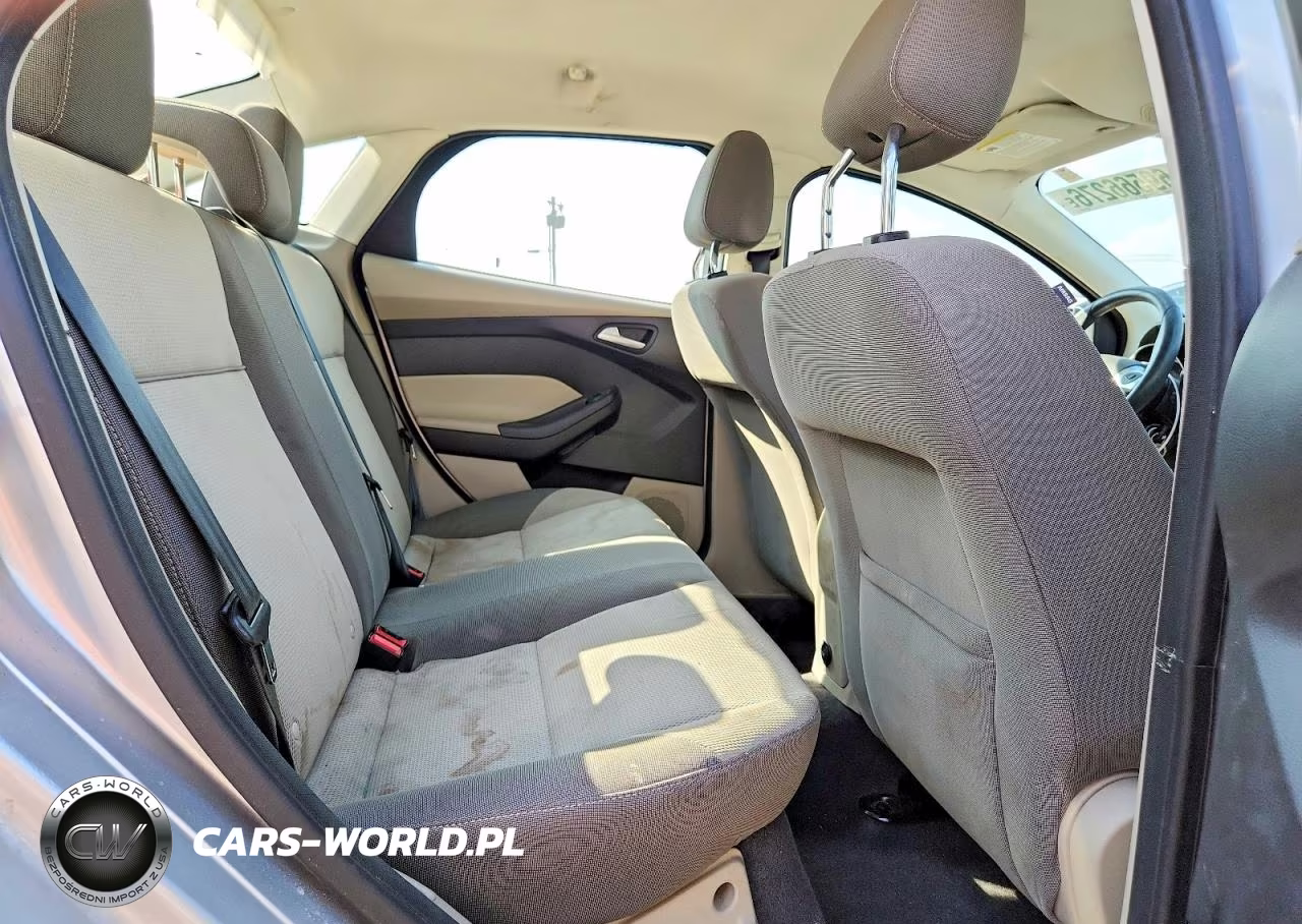 2012 Ford Focus Se VIN:1FAHP3F25CL113685 - 10