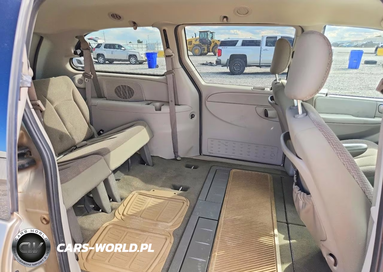 2007 Chrysler Town & Country Lx VIN:2A4GP44R37R246478 - 11